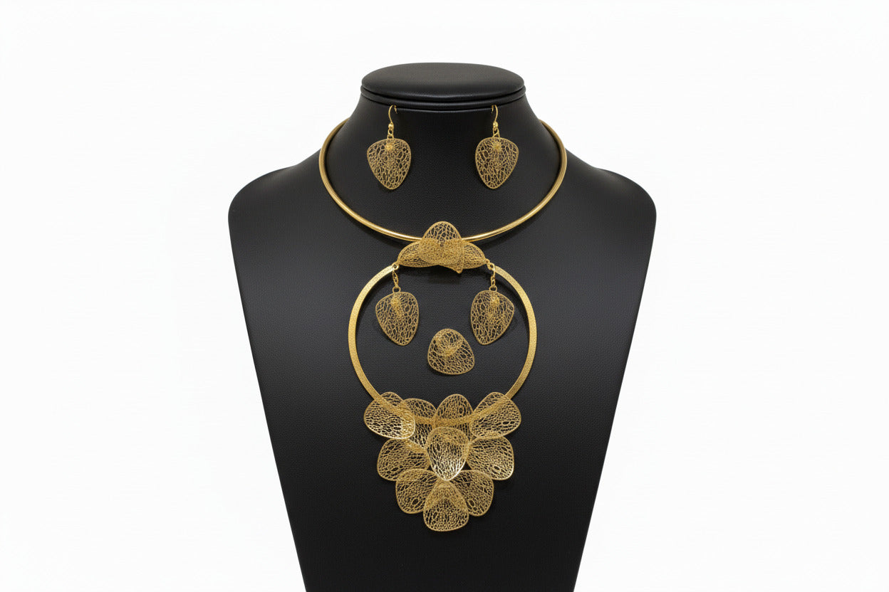 Bentix Brazilian Gold floral necklace set