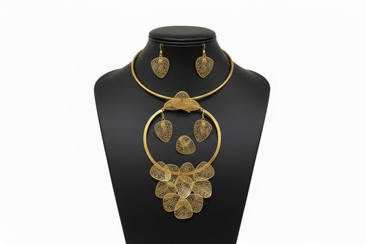 Bentix Brazilian Gold floral necklace set